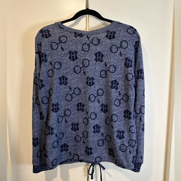 Harry Potter Wizarding World Long Sleeve Blue Top Super Soft Medium - Picture 8 of 10